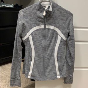 Lululemon Gray And White Define